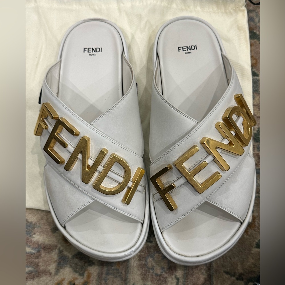 FENDI cross cross leather sandals